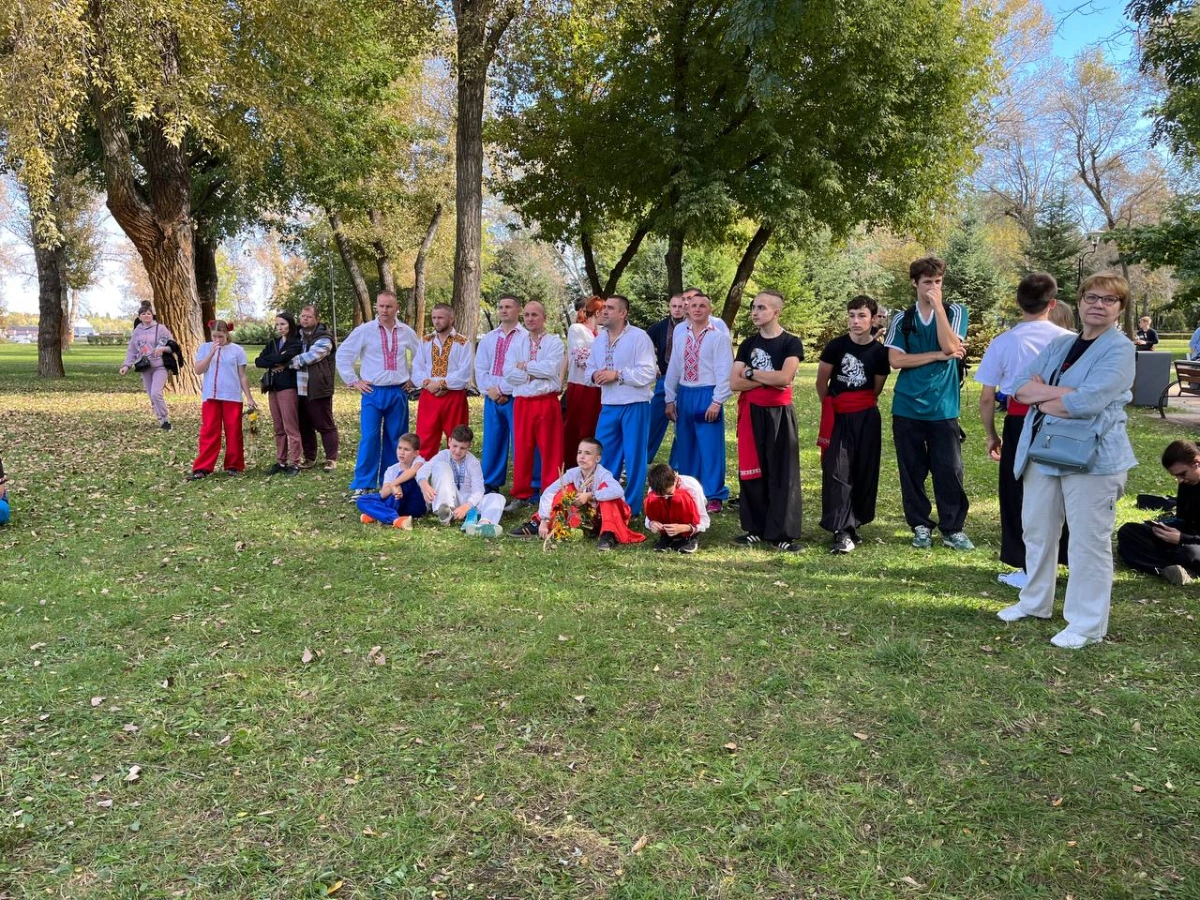 Лава на лаву в Києві: Спас провів козацький захід у парку &laquo;Наталка&raquo;
