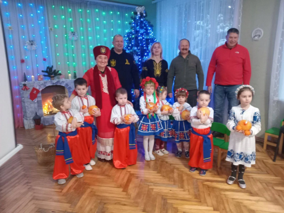 Натхненна зустріч наприкінці року!